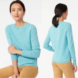 Like New J. Crew Extra Soft Turquoise Blue Crewneck Sweater, Size Large